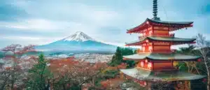 Mont Fuji avec vu sur un temple panoramique