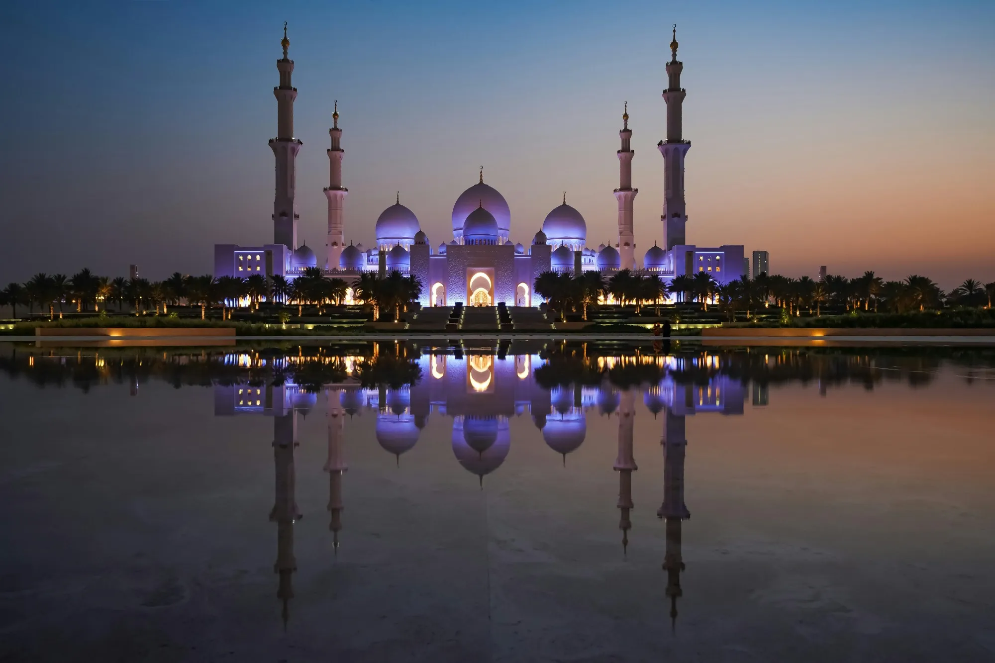 Grande Mosquée Sheikh Zayed d'Abu Dhabi — vie islamique aux Émirats
