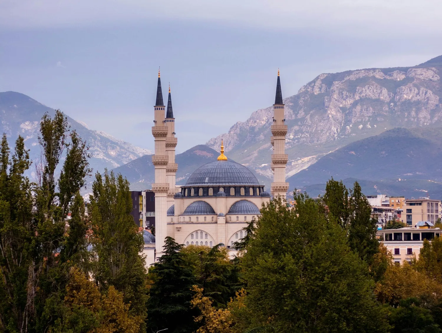 Mosquée Et'hem Bey de Tirana — vie islamique en Albanie