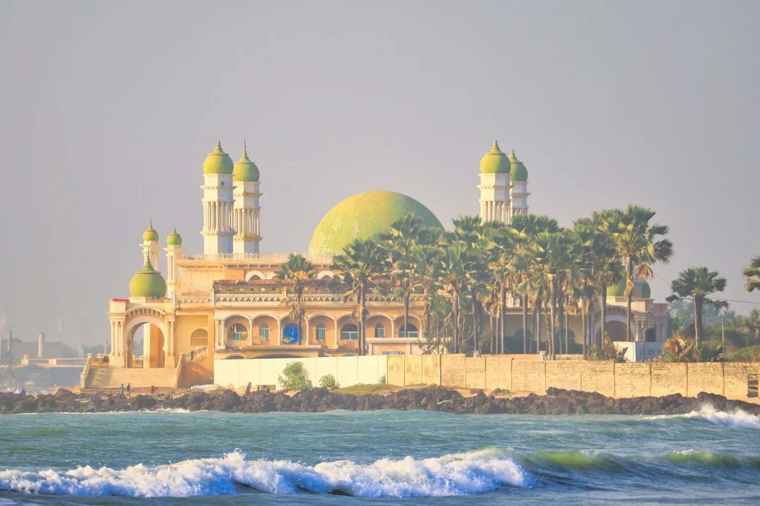 Mosquée en Gambie — vie islamique pour hijra en Gambie