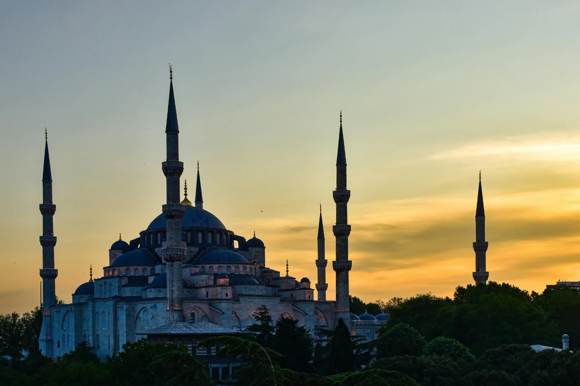 Mosquée Bleue et Sainte-Sophie Istanbul — vie islamique en Turquie