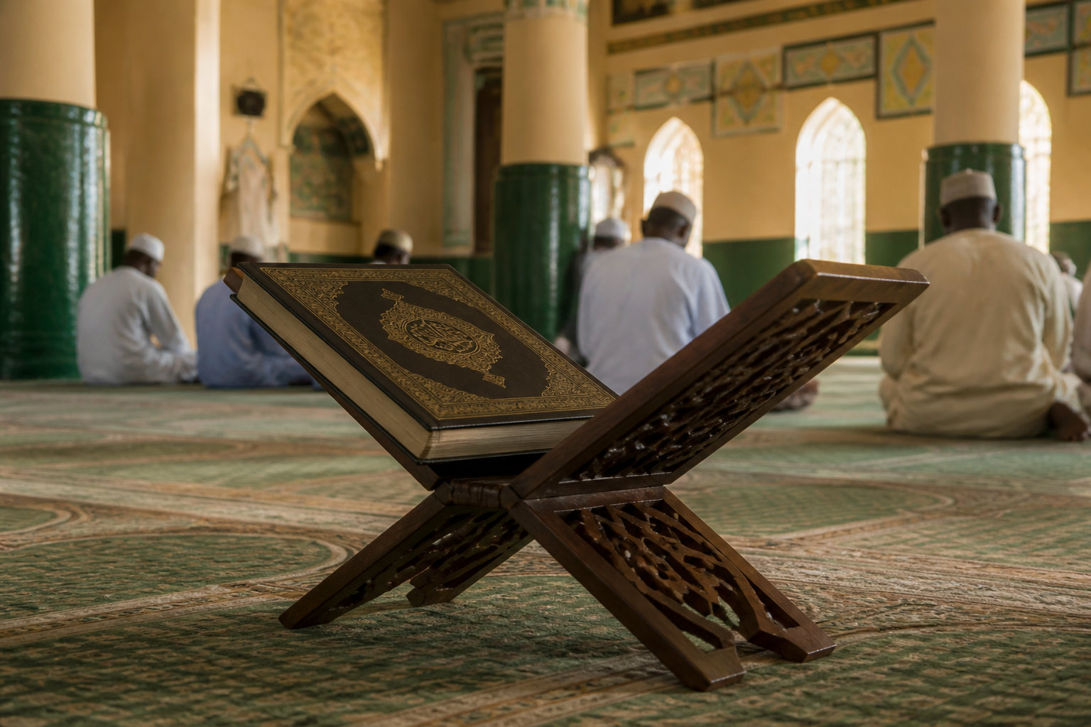Rôle de l'arabe et du français dans le quotidien gambien